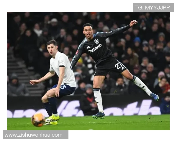 足总杯精彩对决切尔西大胜热刺全场沸腾赛后点评引发热议