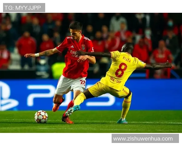 友谊赛惊现冷门本菲卡与利物浦激战成平局补时进球引发全场狂欢